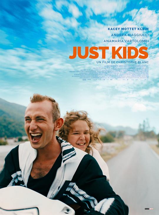 九月久直播下载影视海报